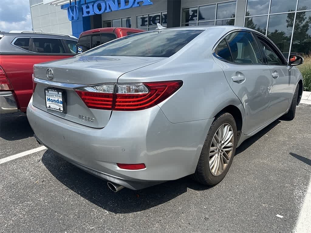 Thumbnail: 2013 Lexus ES - 4