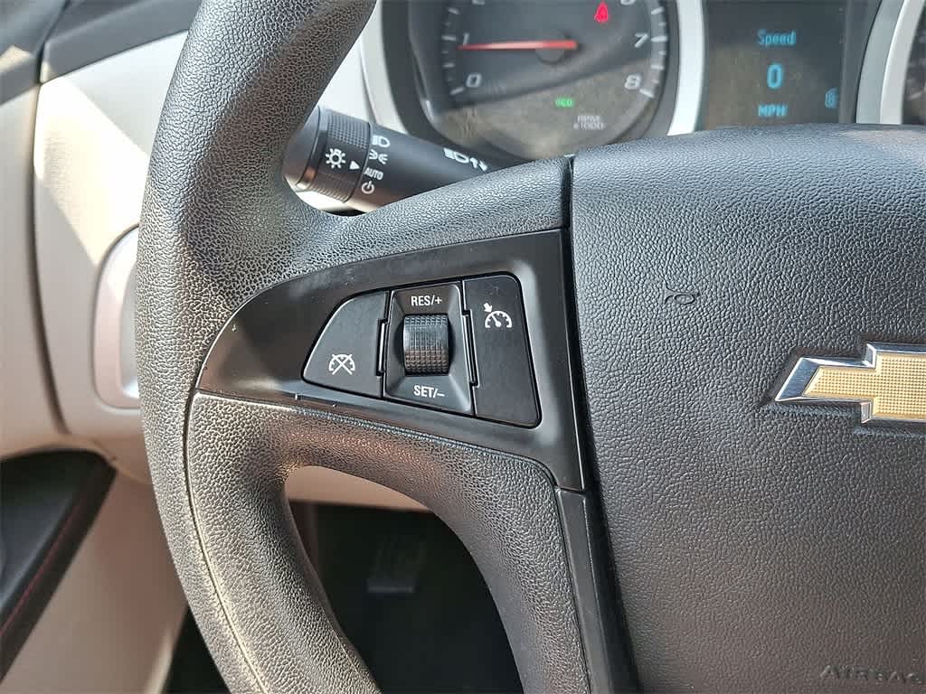 Thumbnail: 2010 Chevrolet Equinox - 17