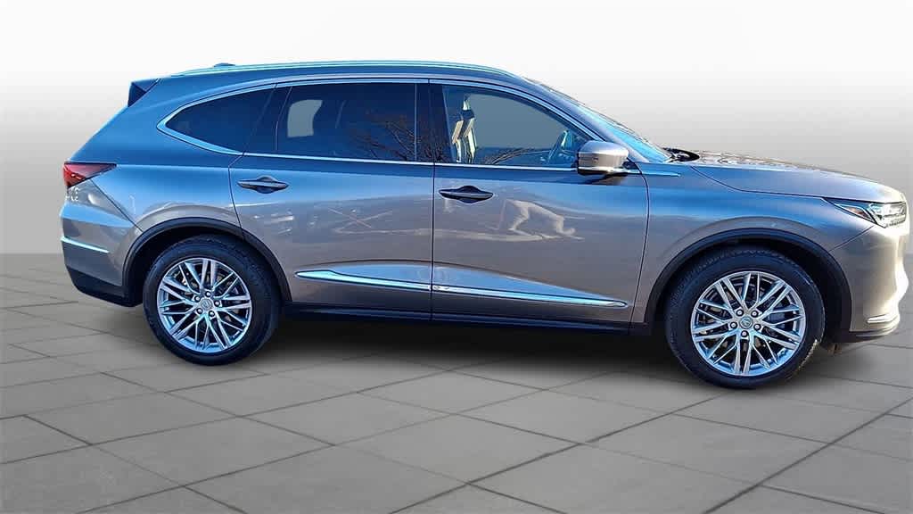 Thumbnail: 2023 Acura MDX - 9