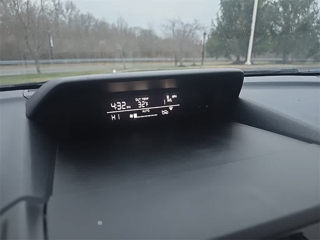 Thumbnail: 2021 Subaru Crosstrek - 21