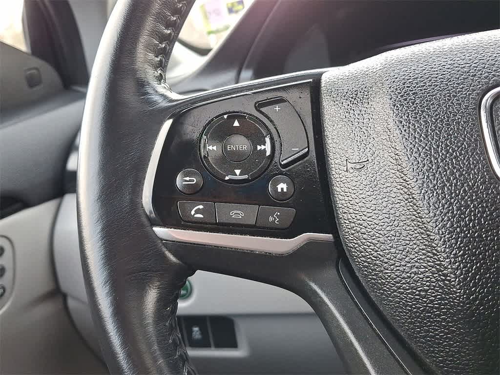 Thumbnail: 2019 Honda Pilot - 17