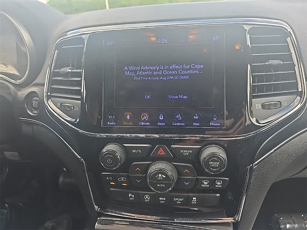 Thumbnail: 2019 Jeep Grand Cherokee - 11