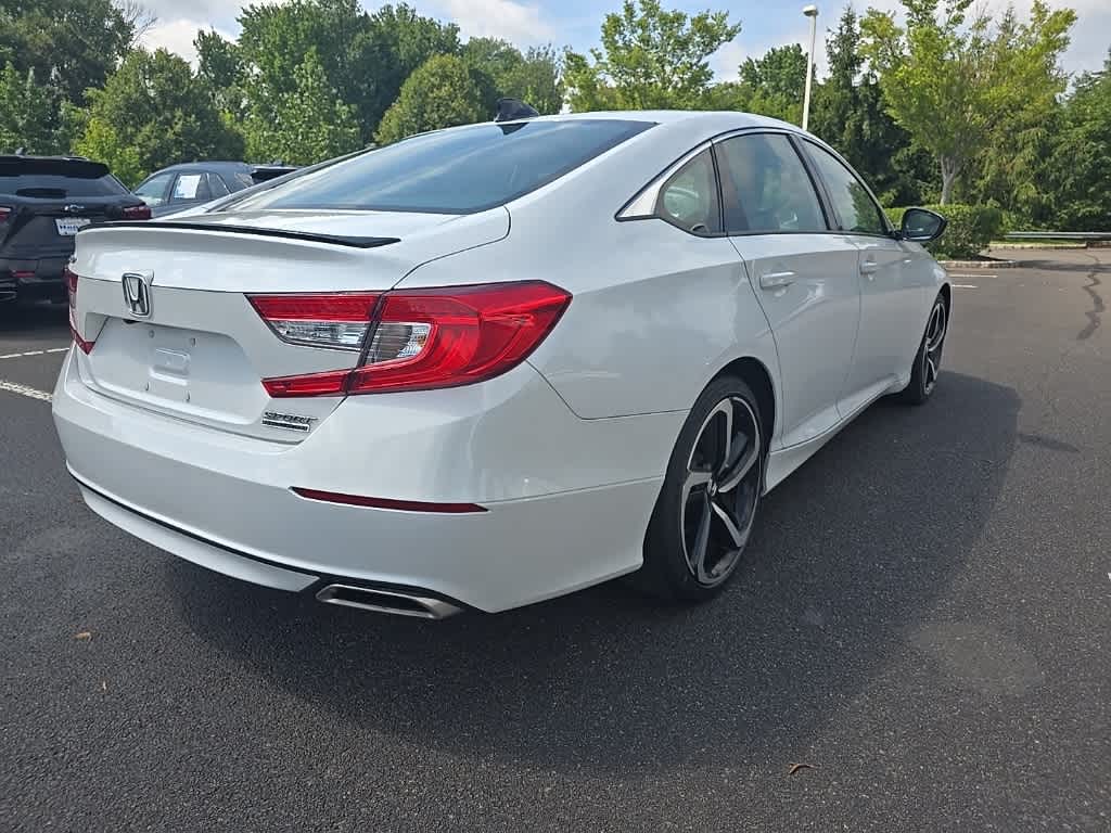 Thumbnail: 2022 Honda Accord - 4