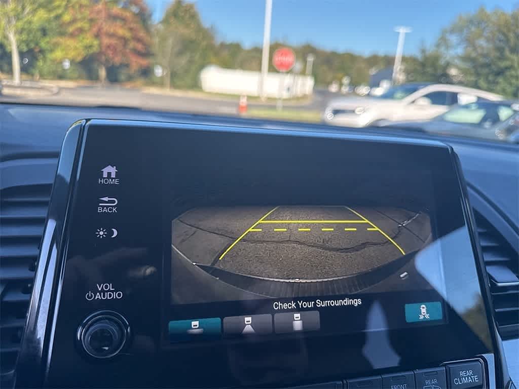 Thumbnail: 2018 Honda Odyssey - 16