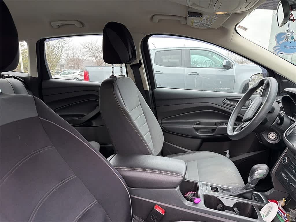 Thumbnail: 2017 Ford Escape - 6