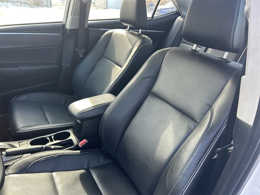 Thumbnail: 2014 Toyota Corolla - 16