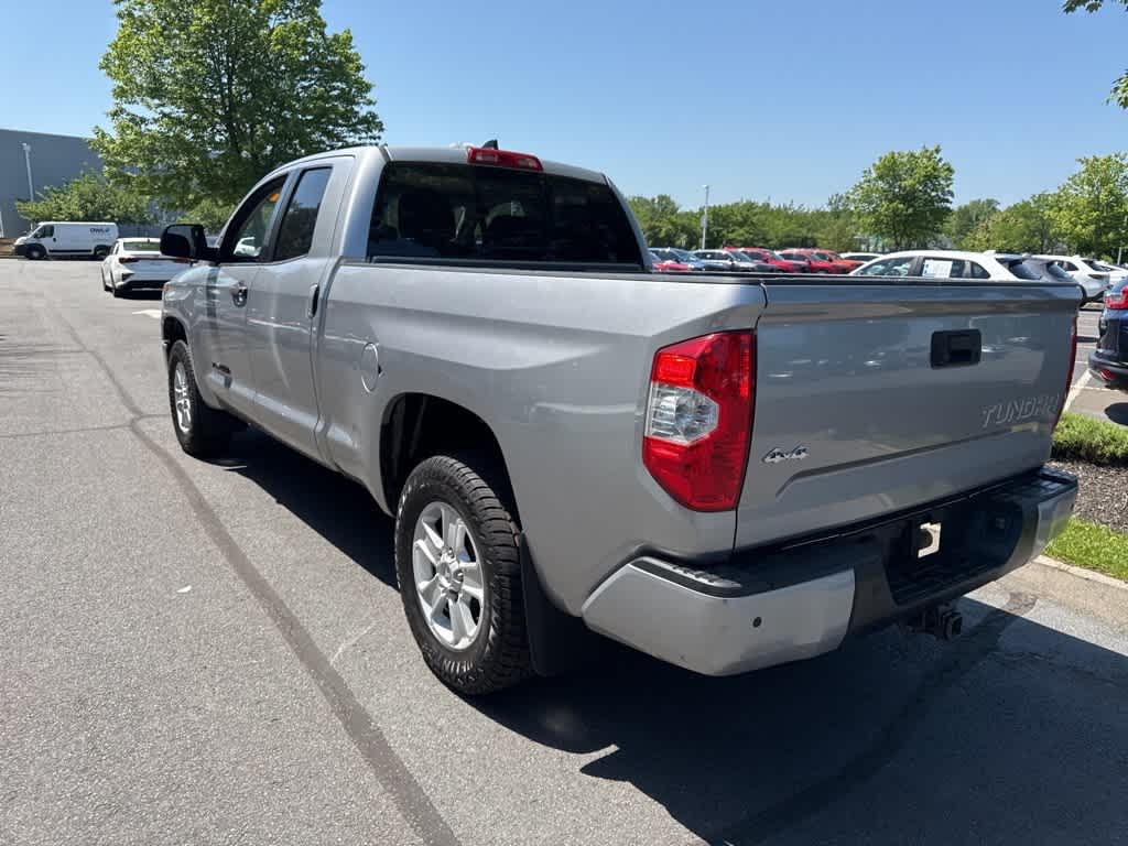 Thumbnail: 2020 Toyota Tundra - 9