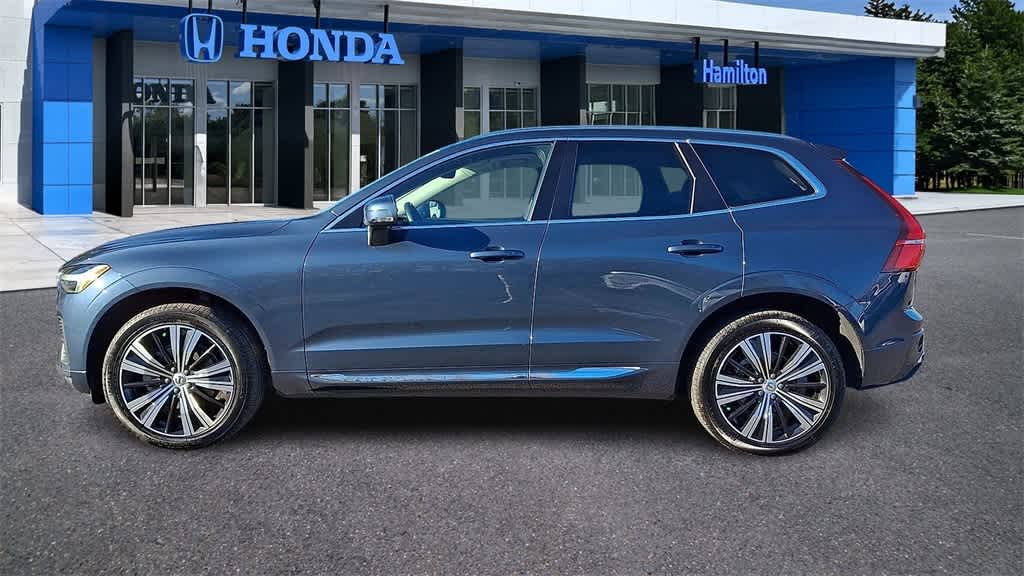 Thumbnail: 2022 Volvo XC60 - 5