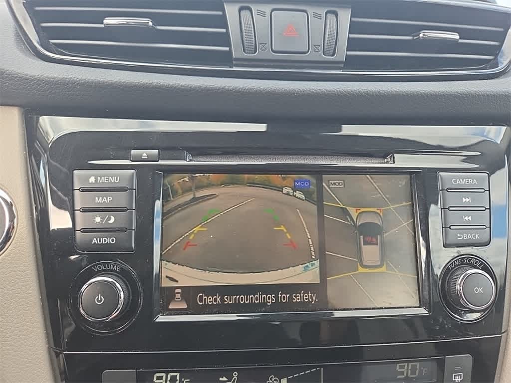 Thumbnail: 2019 Nissan Rogue Sport - 16