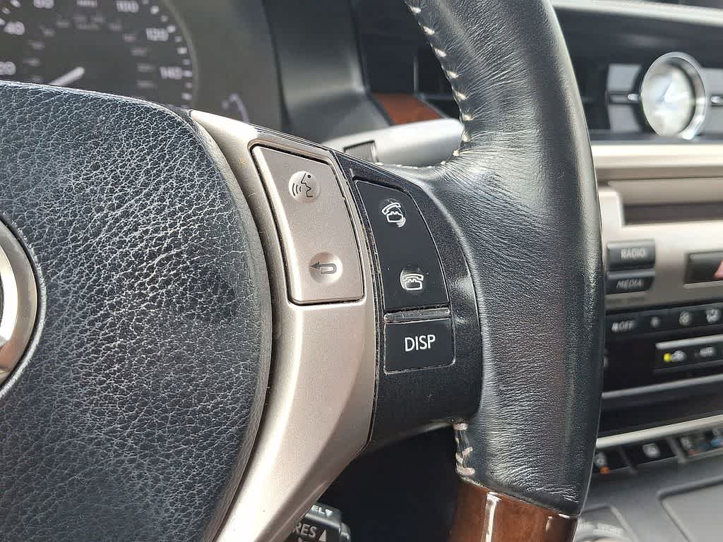 Thumbnail: 2014 Lexus ES - 18