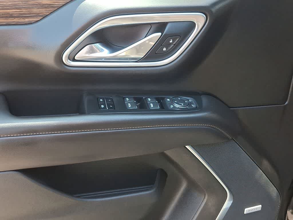 Thumbnail: 2021 Chevrolet Tahoe - 10