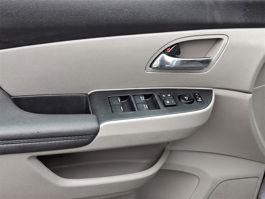 Thumbnail: 2016 Honda Odyssey - 2