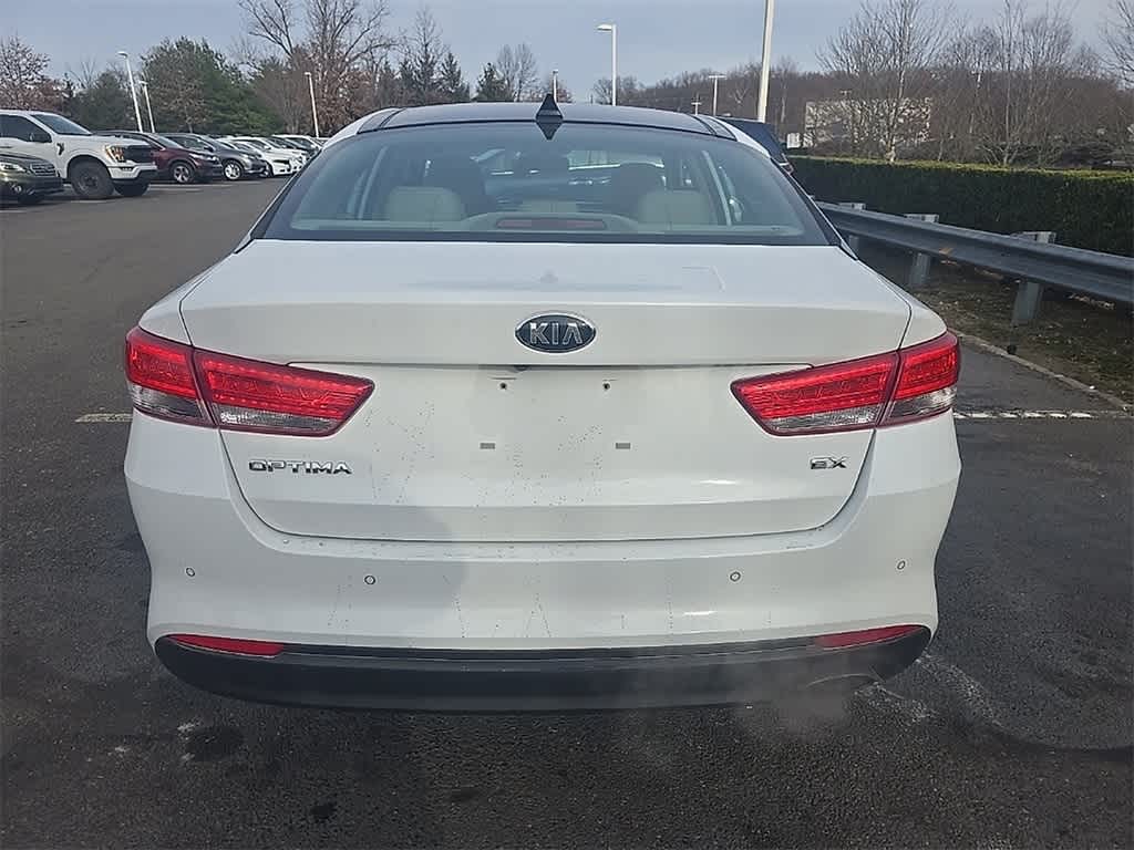 Thumbnail: 2017 Kia Optima - 5