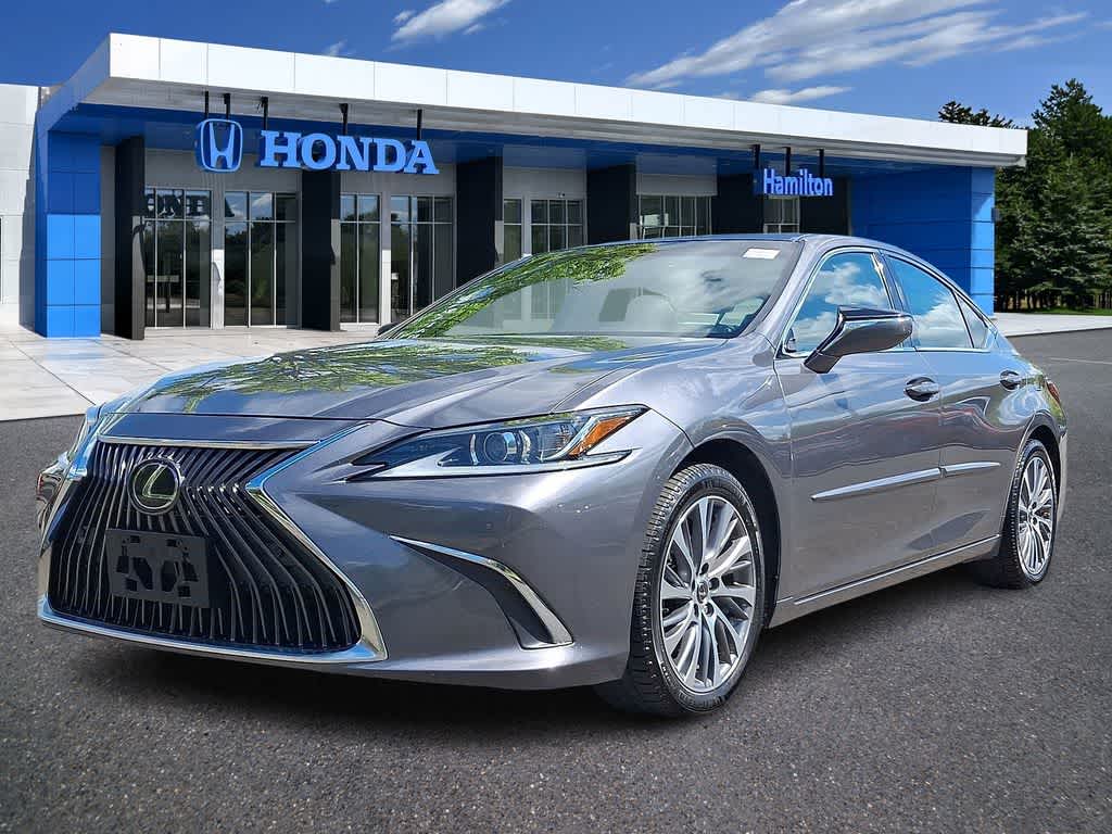 Thumbnail: 2019 Lexus ES - 1