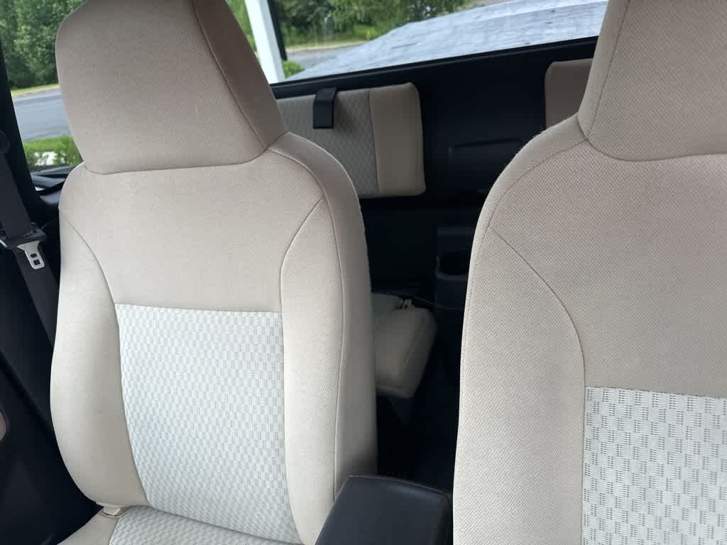 Thumbnail: 2010 GMC Canyon - 10
