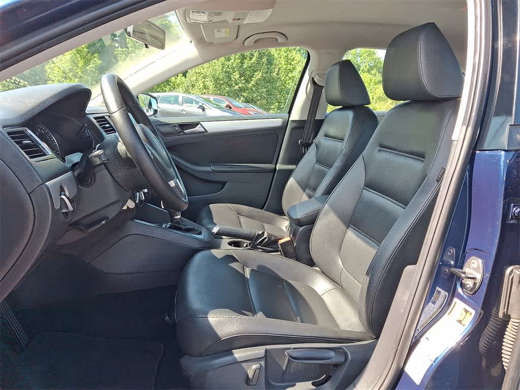 Thumbnail: 2014 Volkswagen Jetta - 11