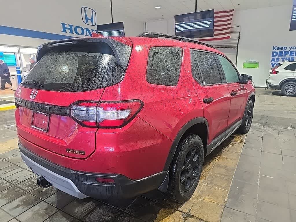 Thumbnail: 2024 Honda Pilot - 4