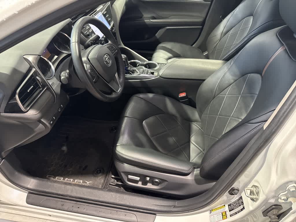 Thumbnail: 2019 Toyota Camry - 9
