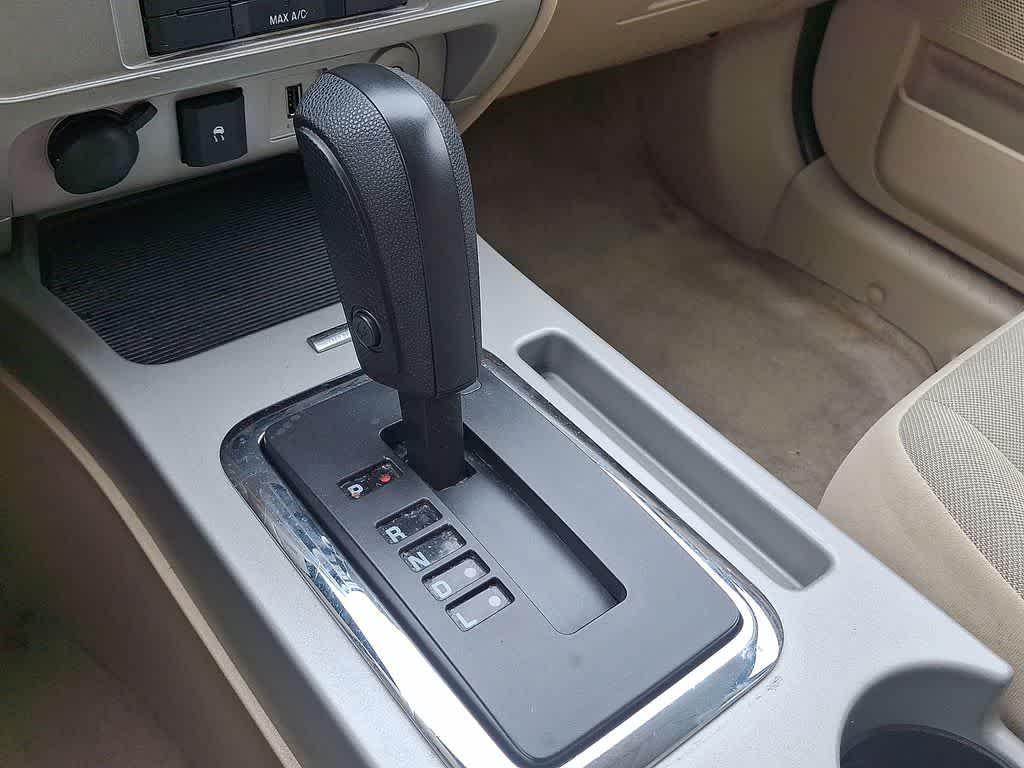 Thumbnail: 2010 Ford Escape - 12