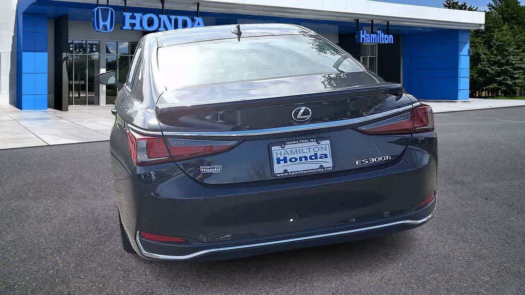 Thumbnail: 2023 Lexus ES - 7