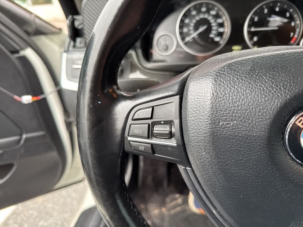 2011 BMW 5 Series 535i xDrive 11