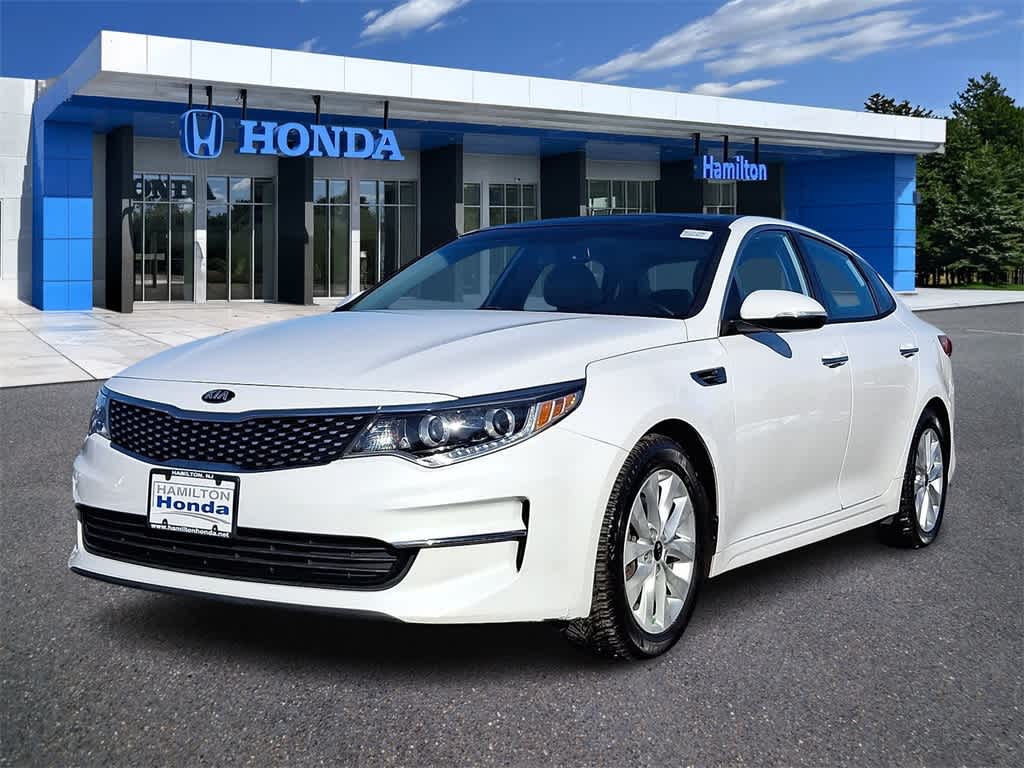 Thumbnail: 2017 Kia Optima - 1