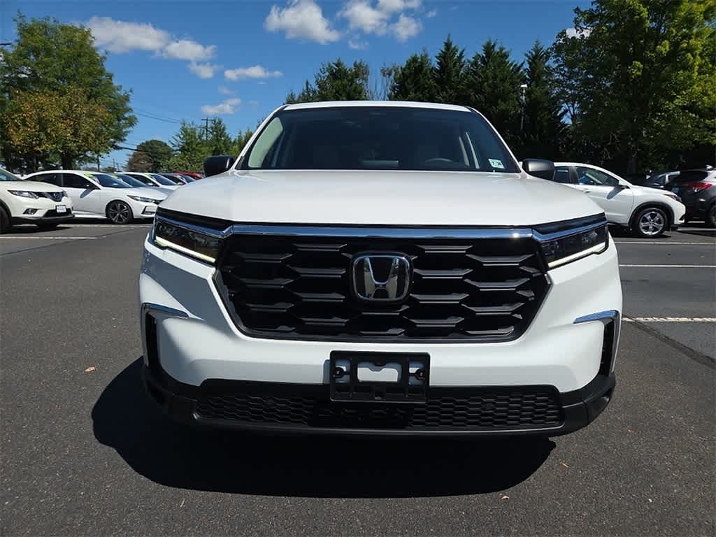 Thumbnail: 2023 Honda Pilot - 2