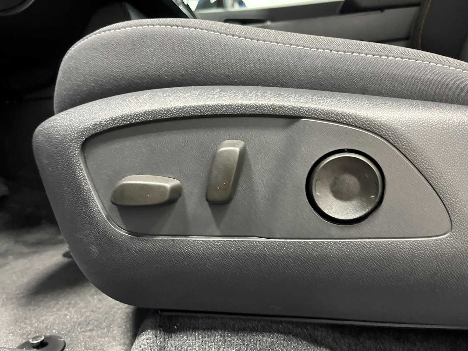 Thumbnail: 2026 Honda Prologue - 15