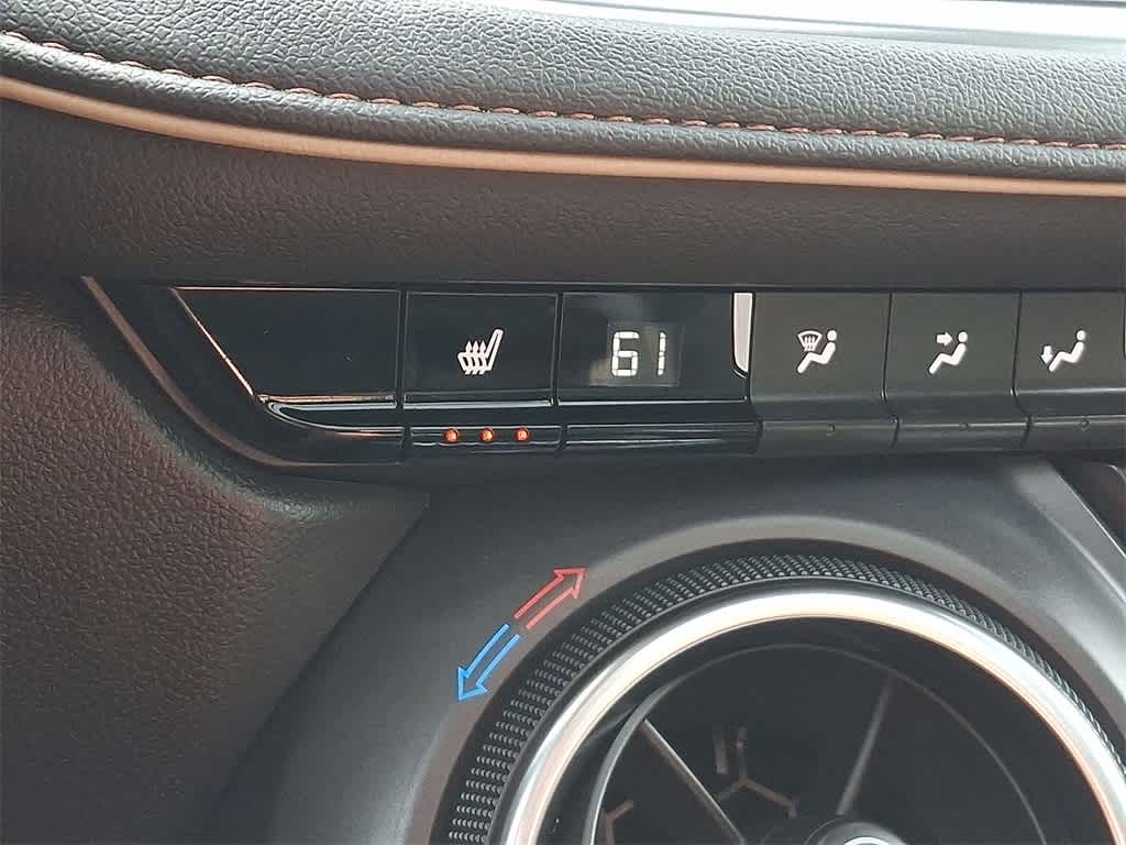 Thumbnail: 2022 Chevrolet Blazer - 18