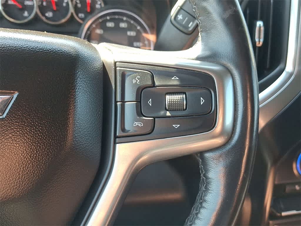 Thumbnail: 2019 Chevrolet Silverado 1500 - 17