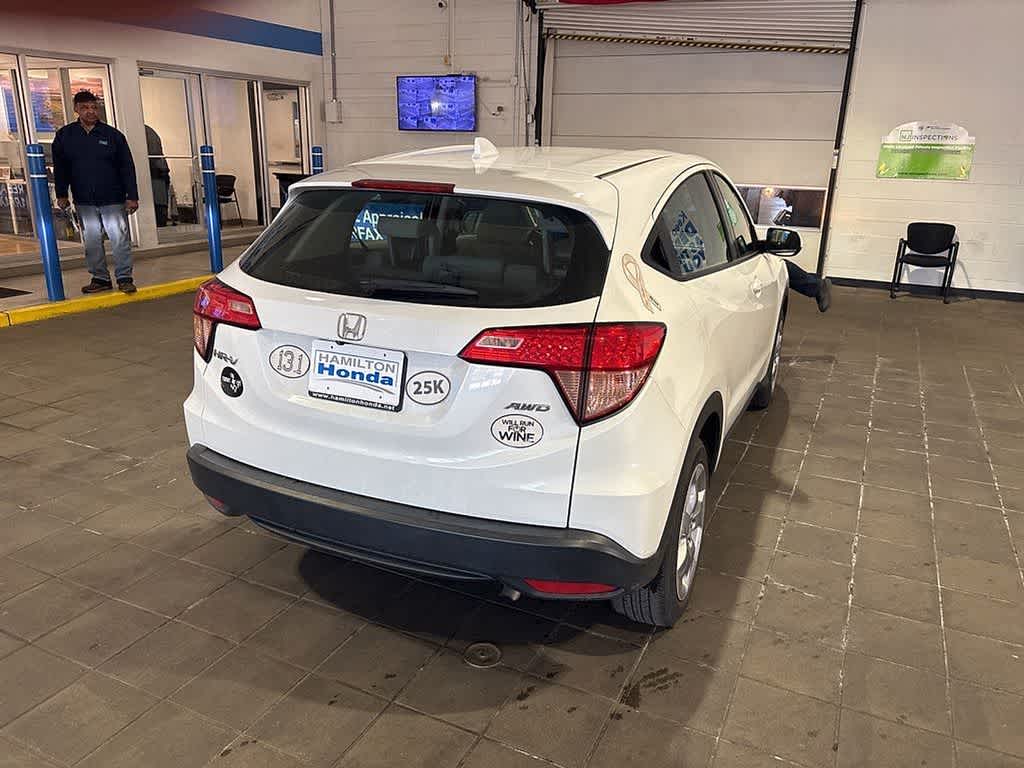 Thumbnail: 2017 Honda HR-V - 7