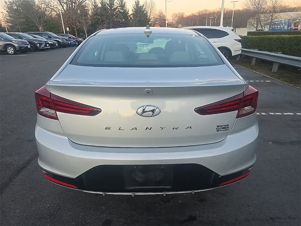 Thumbnail: 2020 Hyundai Elantra - 5