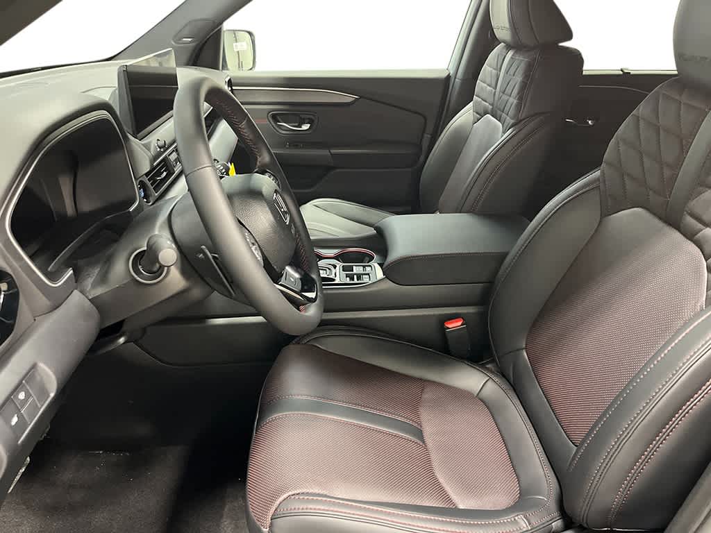 Thumbnail: 2026 Honda Pilot - 10
