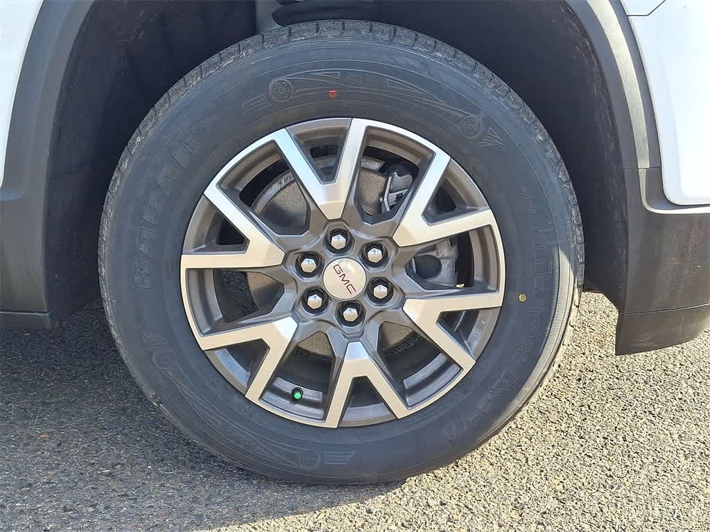 Thumbnail: 2023 GMC Acadia - 26