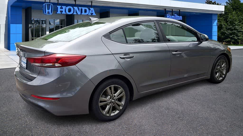 Thumbnail: 2018 Hyundai Elantra - 8