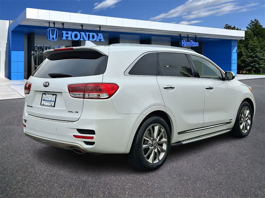 Thumbnail: 2016 Kia Sorento - 24