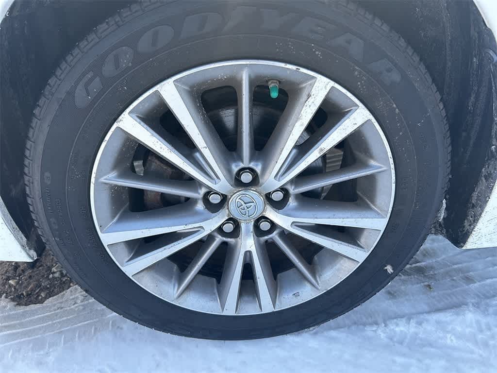 Thumbnail: 2014 Toyota Corolla - 8