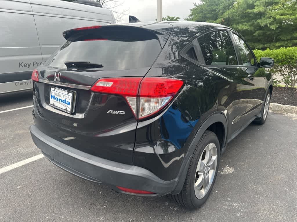 Thumbnail: 2019 Honda HR-V - 4