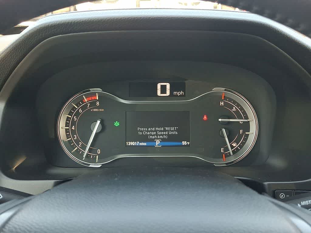 Thumbnail: 2017 Honda Pilot - 13