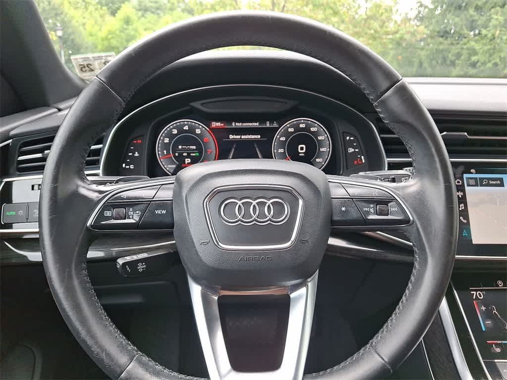 Thumbnail: 2020 Audi Q8 - 16
