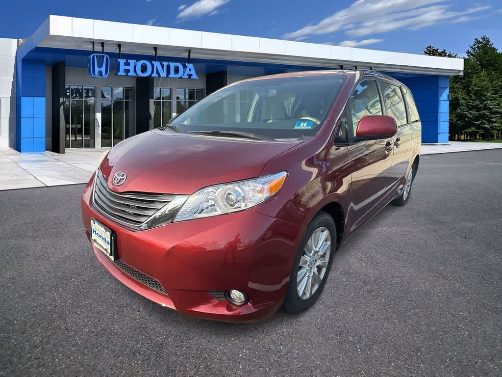 2012 Toyota Sienna XLE -
                  Hamilton, NJ