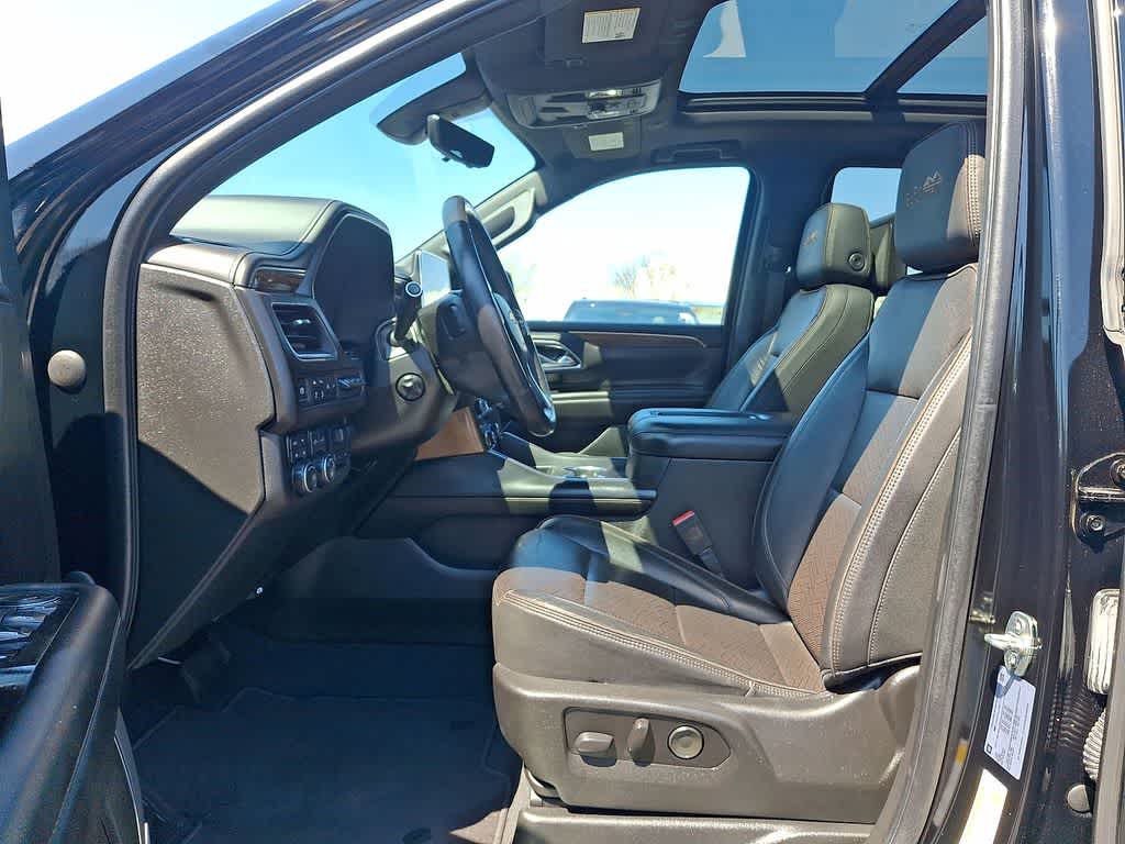 Thumbnail: 2021 Chevrolet Tahoe - 11