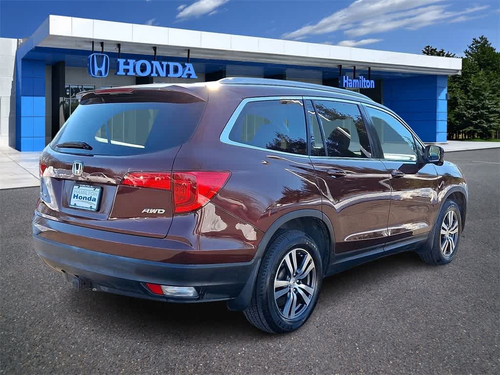 Thumbnail: 2016 Honda Pilot - 8
