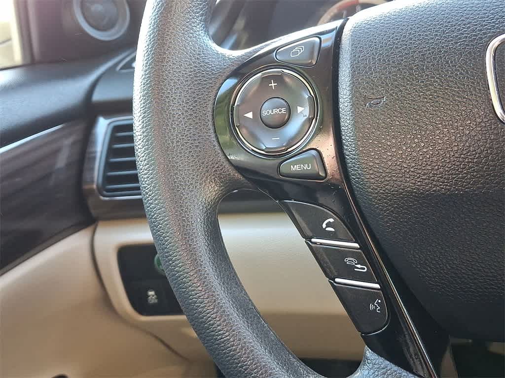 Thumbnail: 2016 Honda Accord - 16