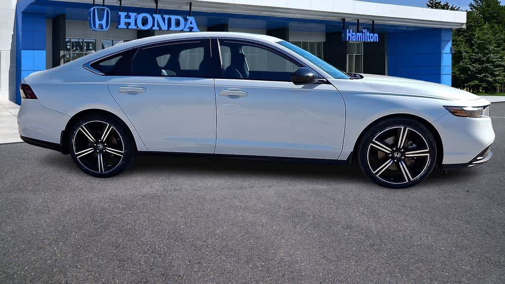 Thumbnail: 2023 Honda Accord - 9