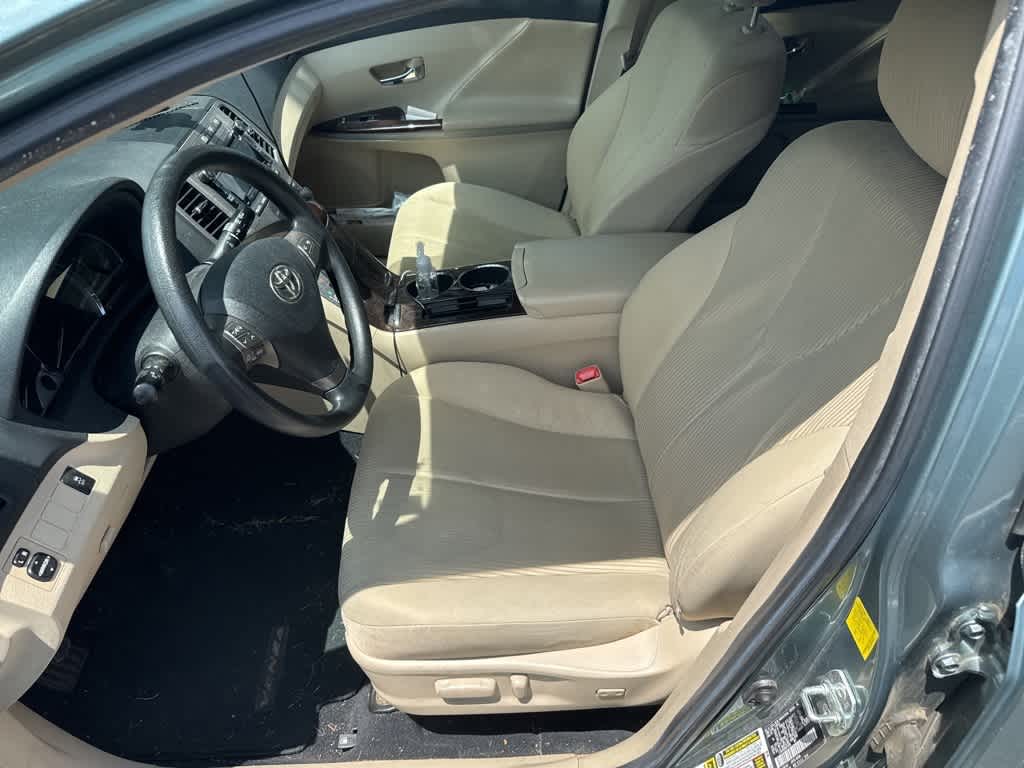 Thumbnail: 2011 Toyota Venza - 9