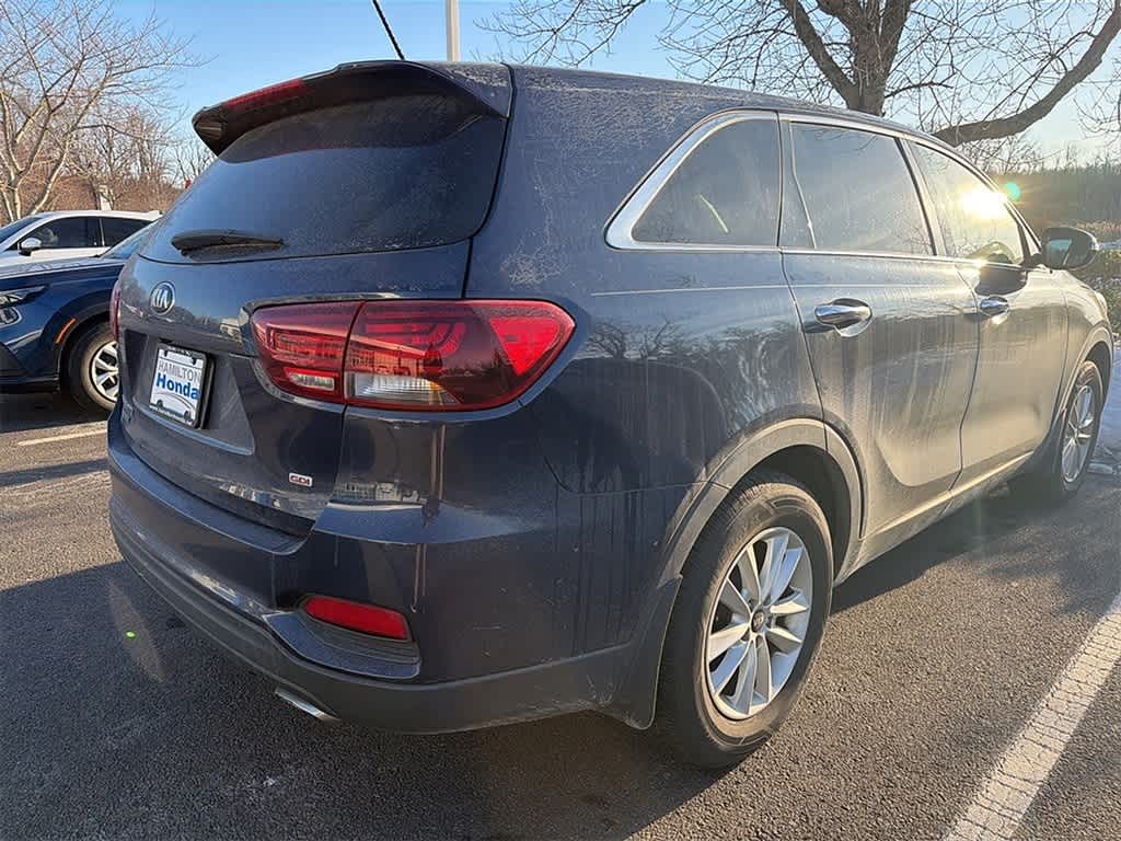 Thumbnail: 2019 Kia Sorento - 4