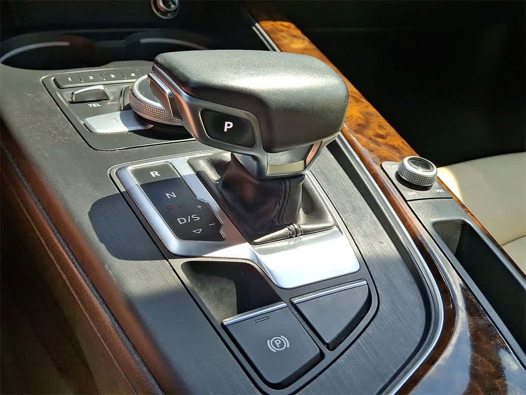 Thumbnail: 2017 Audi A4 - 11