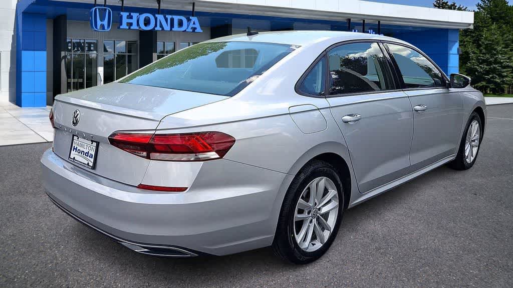 Thumbnail: 2020 Volkswagen Passat - 8