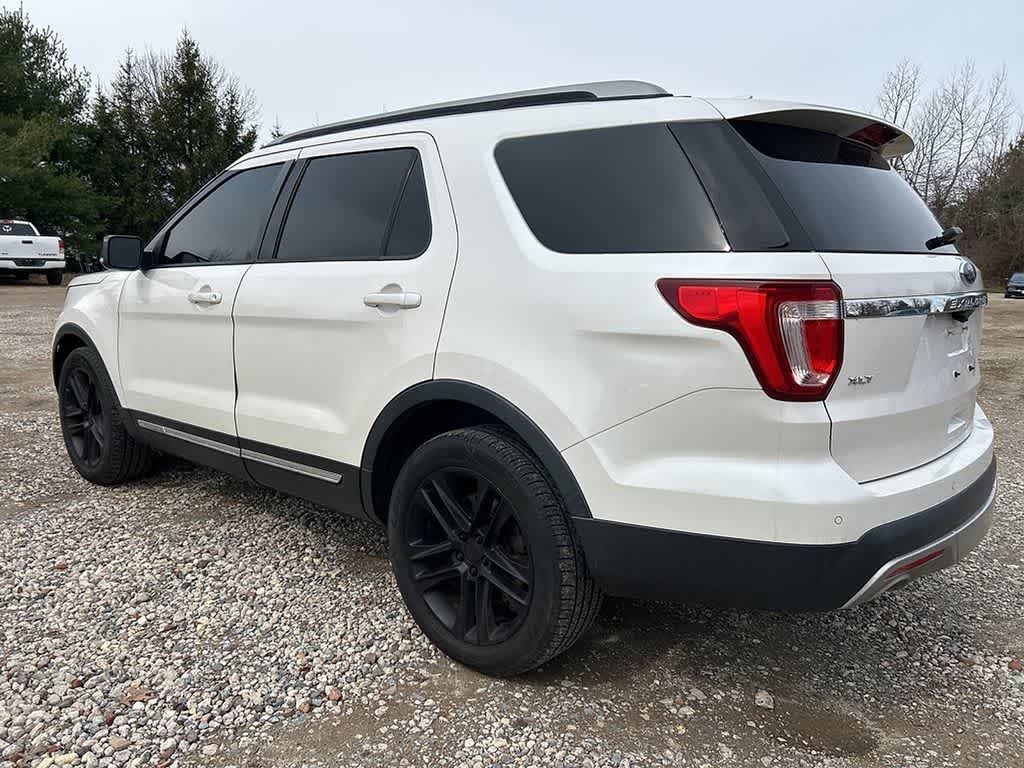 Thumbnail: 2016 Ford Explorer - 6